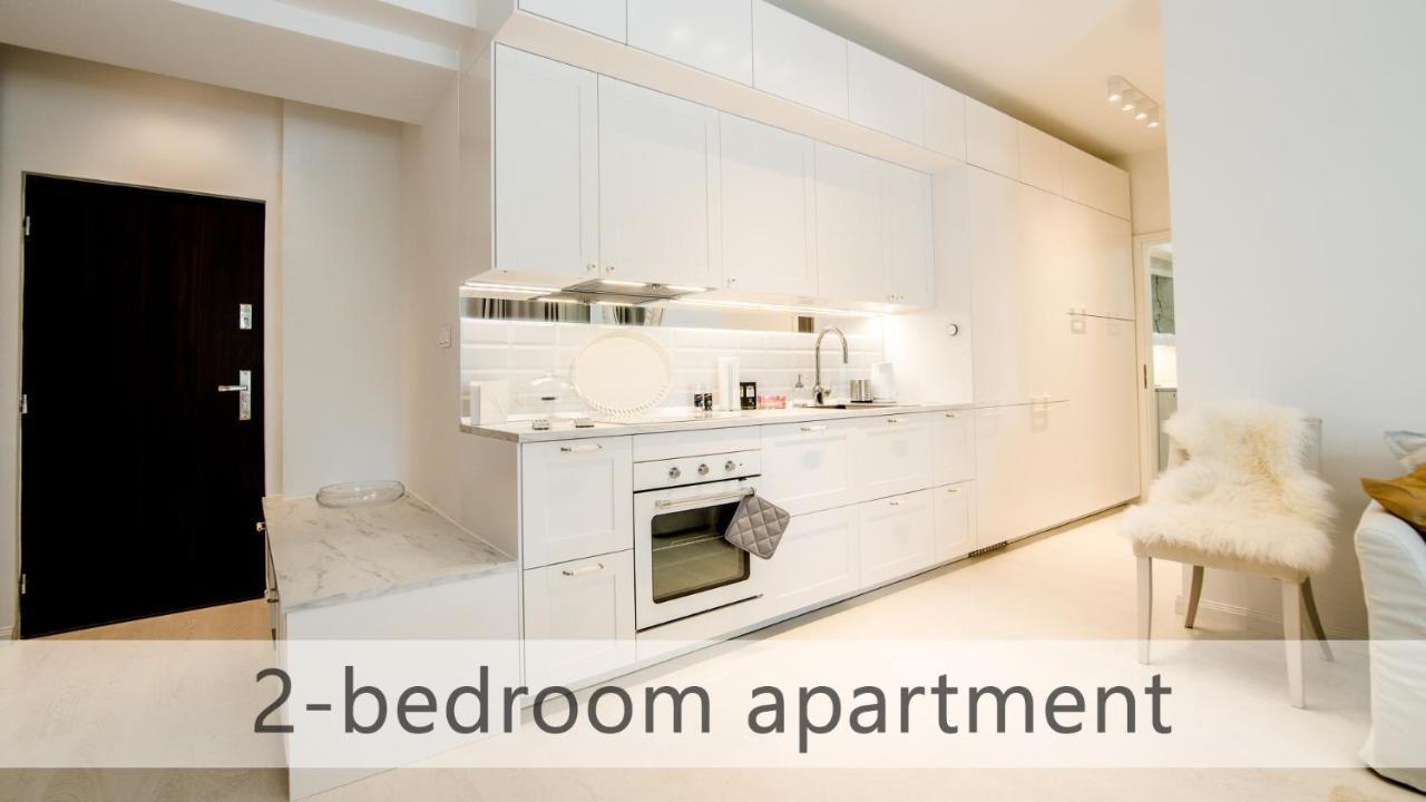 White Apartments With Ac By Kovee Pozsony Kültér fotó
